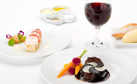 ファーストクラス洋食メニューの一例