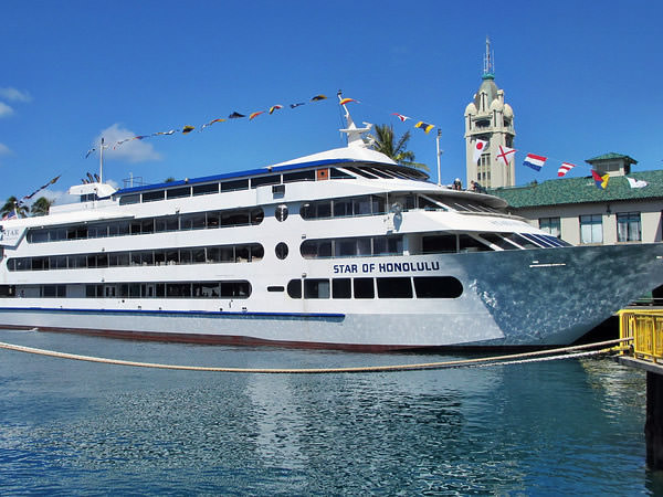 スターオブホノルル号 サンセットディナークルーズ