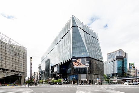 ロッテ免税店 銀座 外観